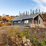 Modern Mountain Near Norefjell Tatil Evi