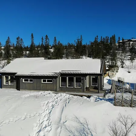 Nyaraló Modern Mountain Near Norefjell
